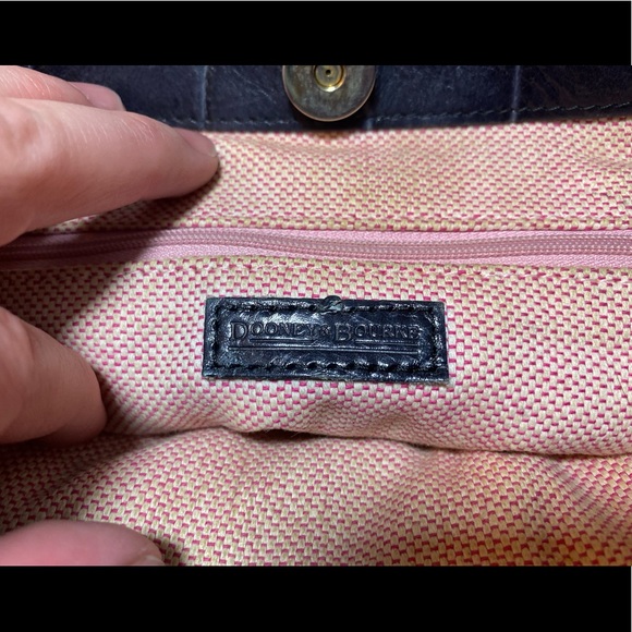 Vintage Y2K Dooney & Bourke Croc Embossed Leather Hobo Bag - Picture 13 of 15